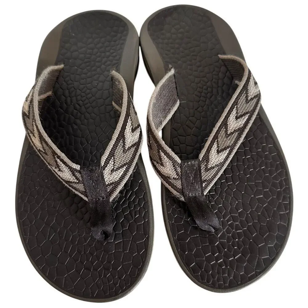 Chaco Classic Flip‎ Flop Thong Sandals Black Men Sz 7 Women’s 8.5 Gorpcore Beach